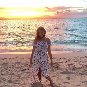 Meet your Posher, Destinee